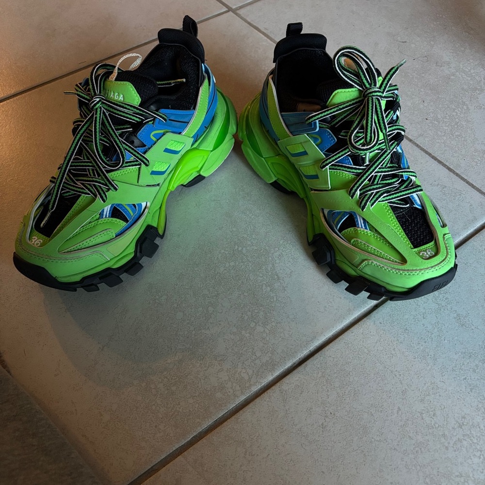 Authentic Balenciaga  Neon Green and Blue Track Sneakers - Picture 4 of 7